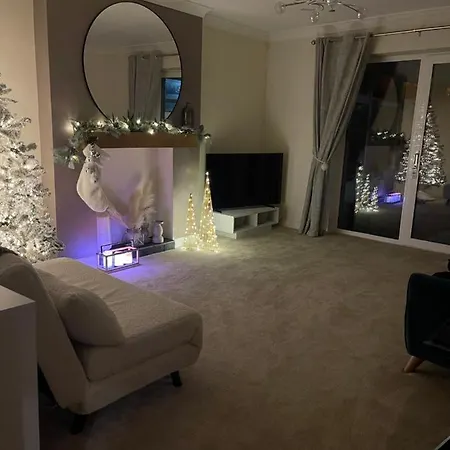 Devonshire Bungalow - Close To The Coast & Lakes.