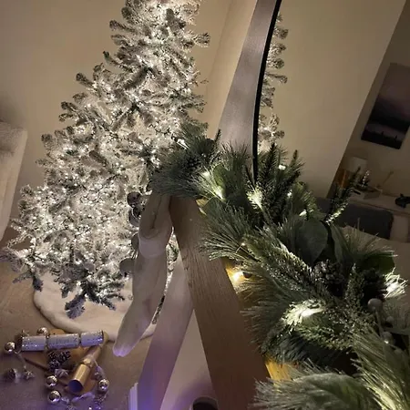 Devonshire Bungalow - Close To The Coast & Lakes. Ferienhaus